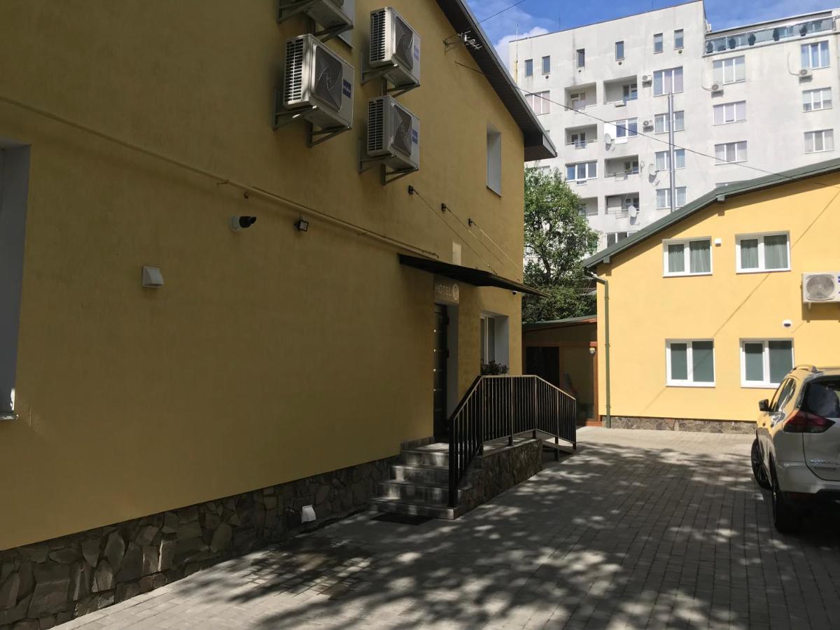 Villa Sofi Lviv Luaran gambar